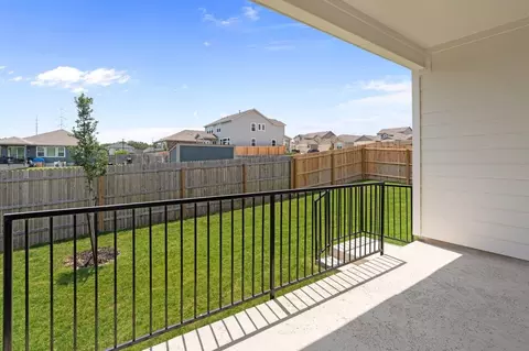 Exterior - 7305 Walkers Loop, Live Oak, TX 78233 photo 5 of 6