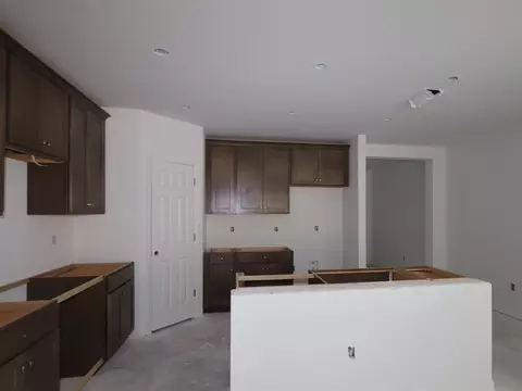 4910 Meadow Bay Ct, Wimauma, FL 33598