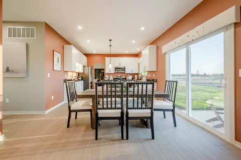 Dining - 8295 Busey Rd, Pickerington, OH 43147 photo 2 of 7