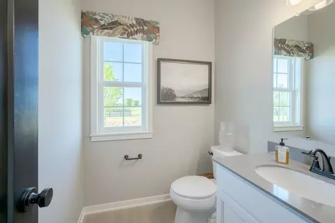 Bath - 8295 Busey Rd, Pickerington, OH 43147 photo 1 of 7