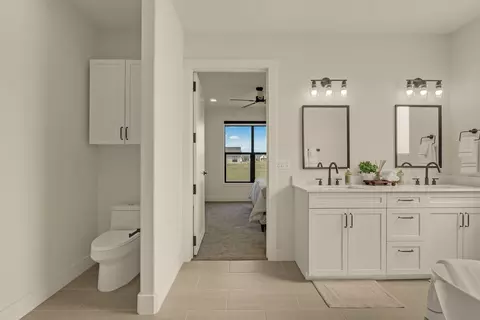 Bath - 11398 Forest View Ln, Sperry, OK 74073 photo 7 of 7
