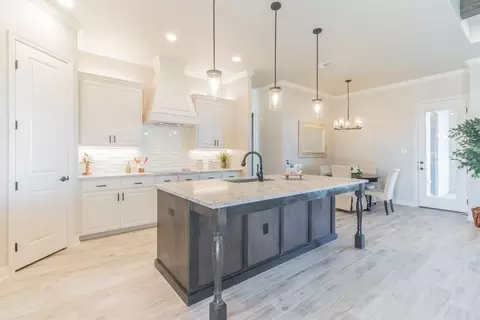 Kitchen - 200 Lee Mays, Troy, TX 76579 photo 1 of 1