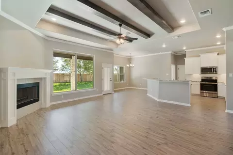 Living - 200 Lee Mays, Troy, TX 76579 photo 1 of 2