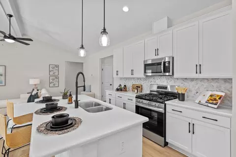 Kitchen - Montevallo Lane, Ayden, NC 28513 photo 27 of 29