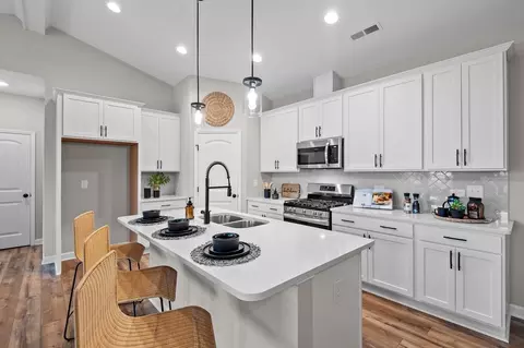 Kitchen - Montevallo Lane, Ayden, NC 28513 photo 26 of 29