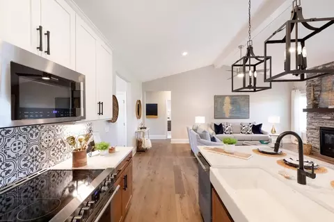 Kitchen - Montevallo Lane, Ayden, NC 28513 photo 6 of 29