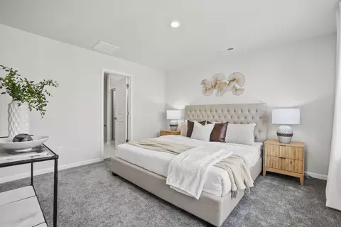 Bedroom - 500 Silver Birch Ct, Shelby, NC 28152 photo 5 of 11