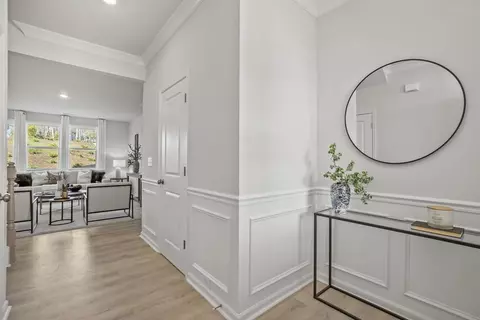 Entry Way - 500 Silver Birch Ct, Shelby, NC 28152 photo 3 of 7