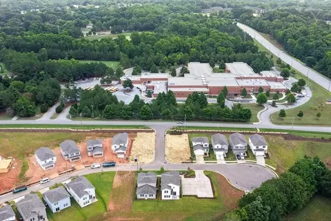 View/Area - 500 Silver Birch Ct, Shelby, NC 28152 photo 7 of 9