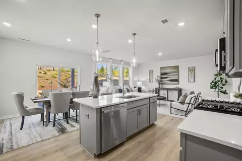 Kitchen - 500 Silver Birch Ct, Shelby, NC 28152 photo 4 of 12
