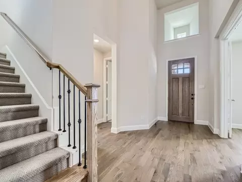 Entry Way - 1422 Fieldstone Dr, Midlothian, TX 76065 photo 3 of 3
