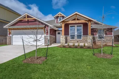 Exterior - 16140 Tall Grass Dr, Moore, OK 73170 photo 15 of 17