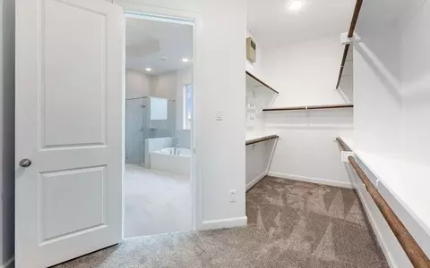 Entry Way - 959 Cherrystone Loop, Buda, TX 78610 photo 3 of 6