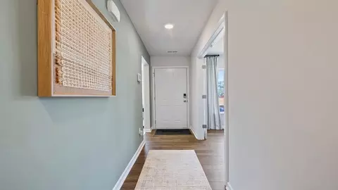 Entry Way - 1312 Williamston Rd, Anderson, SC 29621 photo 2 of 6