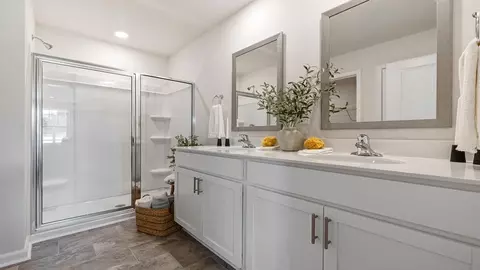 Bath - 1312 Williamston Rd, Anderson, SC 29621 photo 3 of 6