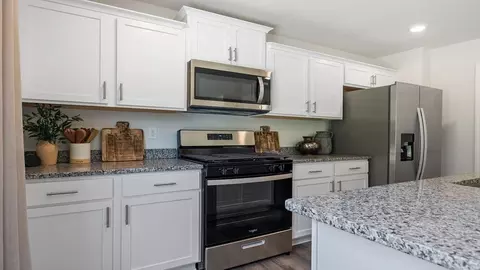 Kitchen - 1312 Williamston Rd, Anderson, SC 29621 photo 2 of 8