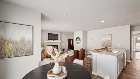 Dining - 1003 Daisy Ln, Waukee, IA 50263 photo 2 of 3