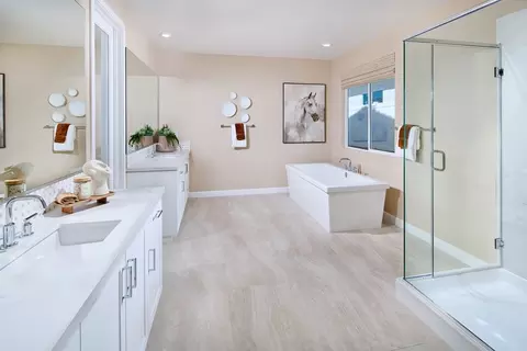 Bath - 5548 Dora Way, Oceanside, CA 92057 photo 1 of 9
