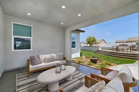 Exterior - 5548 Dora Way, Oceanside, CA 92057 photo 5 of 10