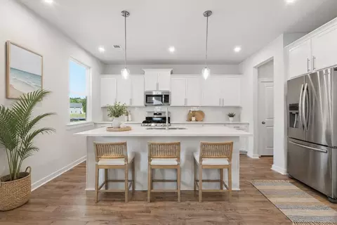 Kitchen - 101 Miller Chapel Blvd, Guyton, GA 31312 photo 1 of 3