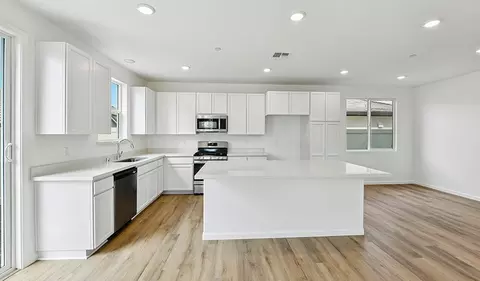Kitchen - 115 Pascoe Way, Grass Valley, CA 95945 photo 3 of 4