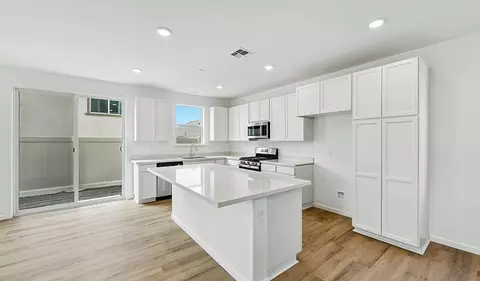 Kitchen - 115 Pascoe Way, Grass Valley, CA 95945 photo 1 of 4
