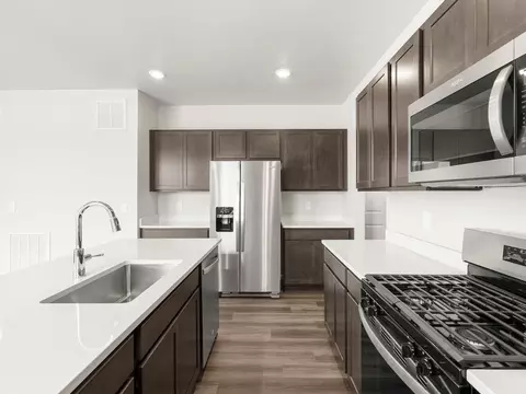 Kitchen - 9389 Foxfire St, Longmont, CO 80504 photo 2 of 2