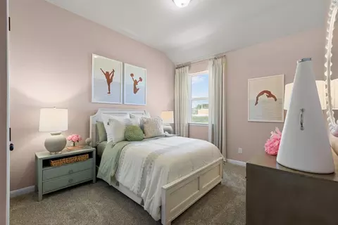 Bedroom - 237 Saddle Park, Cibolo, TX 78108 photo 2 of 3
