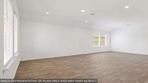 Living - 7235 Rolling Valley Ln, Conroe, TX 77304 photo 2 of 3
