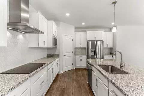 Kitchen - 1 Lanier Ct, Pooler, GA 31322 photo 2 of 7