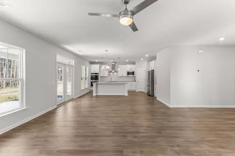 Living - 1 Lanier Ct, Pooler, GA 31322 photo 5 of 8