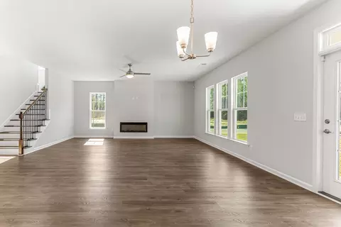 Living - 1 Lanier Ct, Pooler, GA 31322 photo 6 of 8