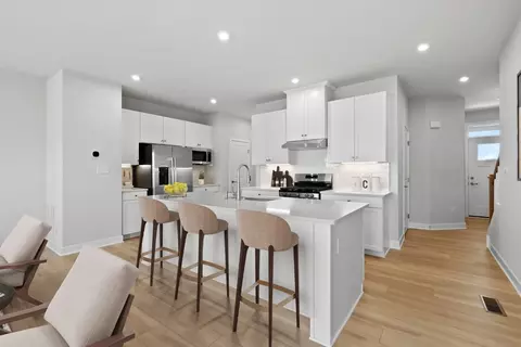 46 Bantry St, Swedesboro, NJ 08085