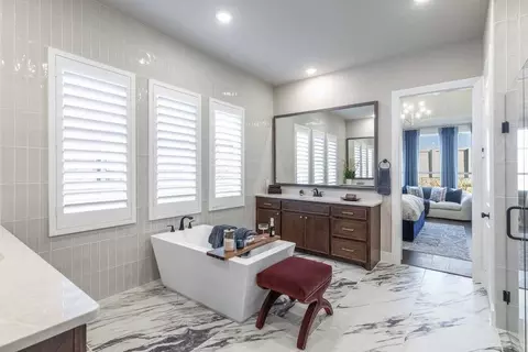 Bath - Ventana - Ft Worth, Fort Worth, TX 76216 photo 3 of 3