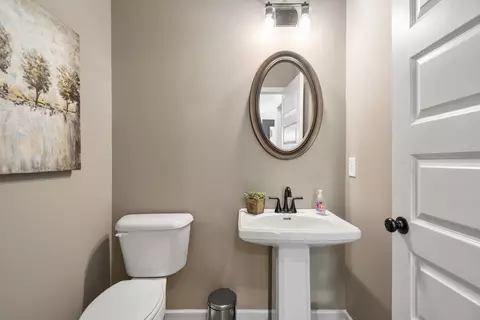 Bath - 506 E 19th St, Newton, NC 28658 photo 1 of 2