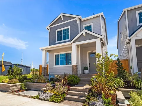 18374 SW Weeks Way, Beaverton, OR 97003