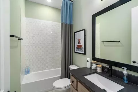 Bath - 9419 Forest Ground Ave, Conroe, TX 77301 photo 1 of 4