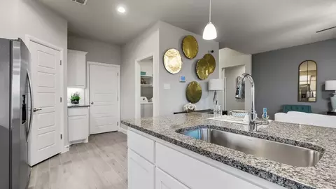 Kitchen - 15045 Splendor St, Etj Fort Worth, TX 76008 photo 5 of 7