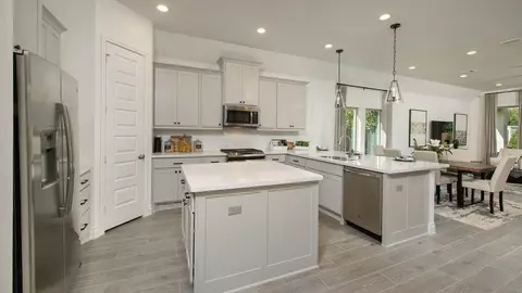 Kitchen - 178 Pinyon Pine Dr, Bastrop, TX 78602 photo 11 of 12