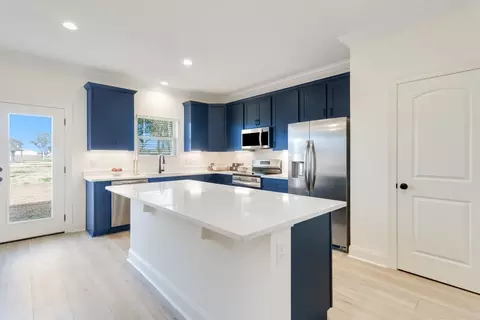 Kitchen - 100 Payton Woods Ln, Scott, LA 70583 photo 1 of 4