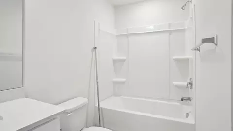 Bath - 3013 Ryelands Pl, Lancaster, SC 29720 photo 3 of 11