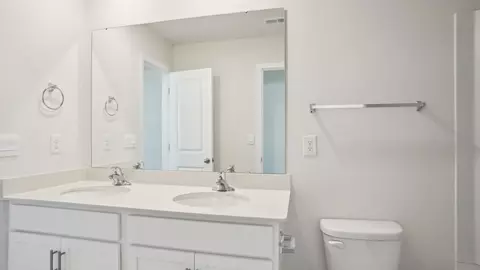 Bath - 3013 Ryelands Pl, Lancaster, SC 29720 photo 4 of 11