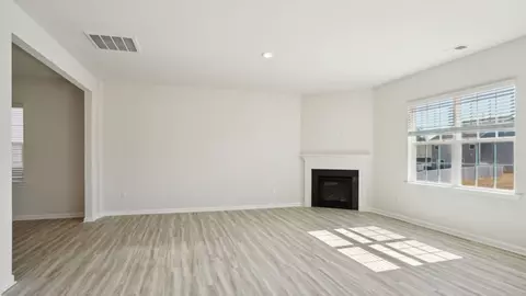Living - 3013 Ryelands Pl, Lancaster, SC 29720 photo 5 of 9