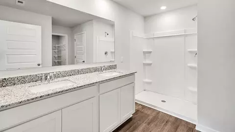 Bath - 405 Crocus Ct, Richlands, NC 28547 photo 1 of 4