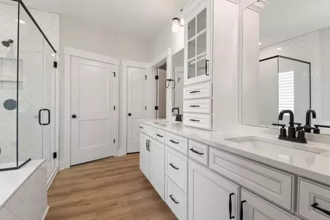 Bath - 1205 Cricket St, Elon, NC 27244 photo 2 of 5