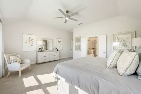 Bedroom - 112 Sweetwater Dr, Commerce, TX 75428 photo 8 of 9