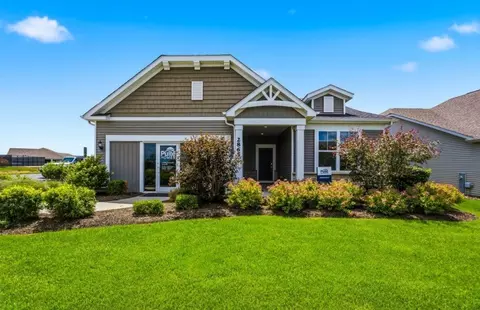 Exterior - 2865 Briargate Dr, Lindenhurst, IL 60046 photo 5 of 20