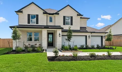 12006 St Augustine Dr, Mont Belvieu, TX 77535