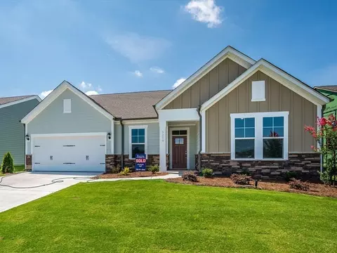 3244 Gavin Ln, Harrisburg, NC 28075