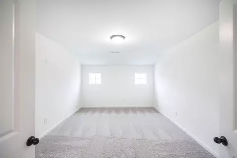 Bedroom - 102 Beaver Creek Way, Lagrange, GA 30241 photo 6 of 6